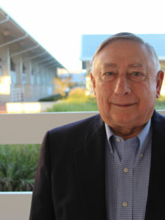 McGee ’60, Kenneth